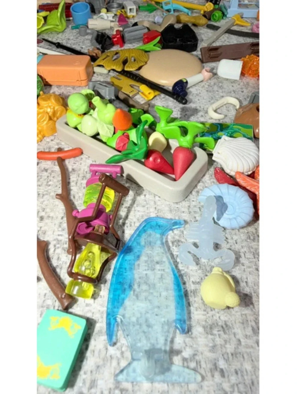 Playmobil 252pc Mixed Accessories Parts Lot Farm Camping Zoo Aquarium Miniatures